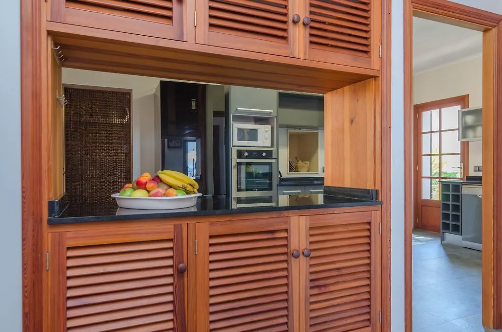 Ses Penyes Rotges Villa Cala D´Or 0*,  İspanya